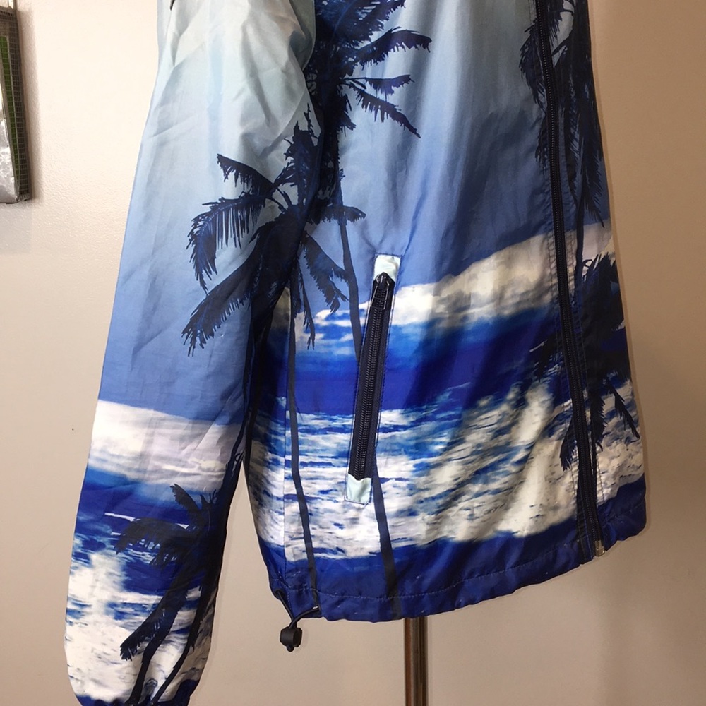 Superdry Japan Mesh lined Windbreaker - Picture 5 of 10